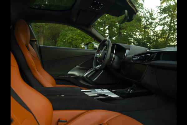 Ferrari 12Cilindri 6.5 V12 | Full carbon | Burmester | Verde Toscana