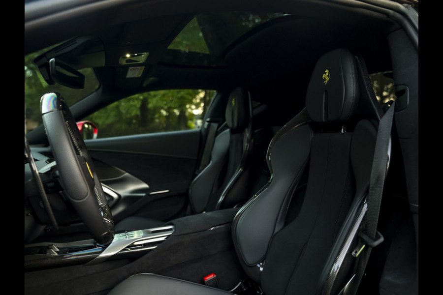 Ferrari 12Cilindri 6.5 V12 | Airbrushed shields | Full carbon | Rosso Magma