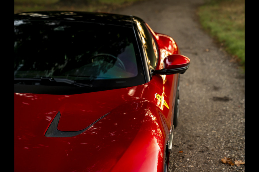 Ferrari 12Cilindri 6.5 V12 | Airbrushed shields | Full carbon | Rosso Magma