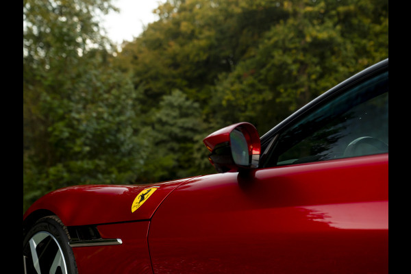 Ferrari 12Cilindri 6.5 V12 | Airbrushed shields | Full carbon | Rosso Magma