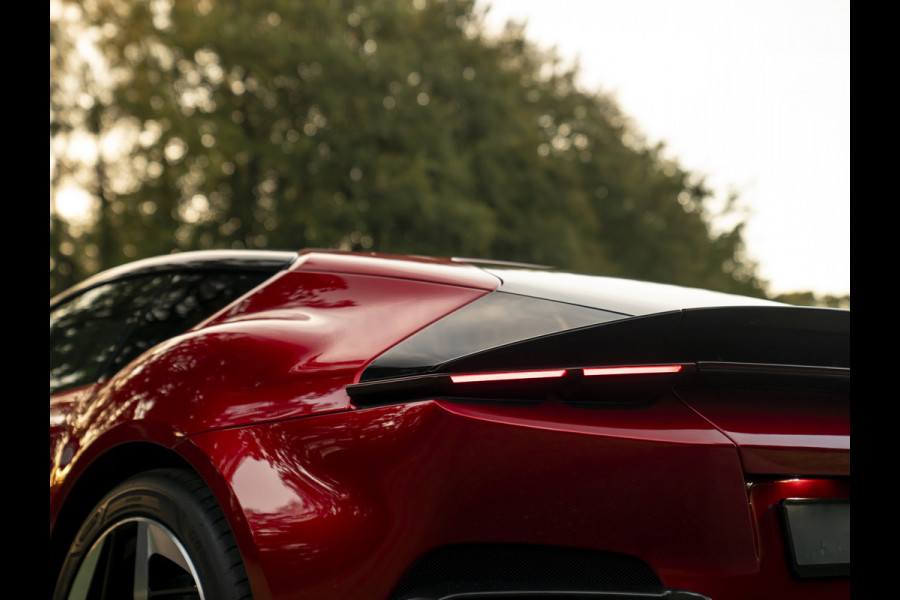 Ferrari 12Cilindri 6.5 V12 | Airbrushed shields | Full carbon | Rosso Magma