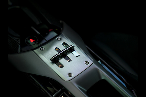 Ferrari 12Cilindri 6.5 V12 | Airbrushed shields | Full carbon | Rosso Magma