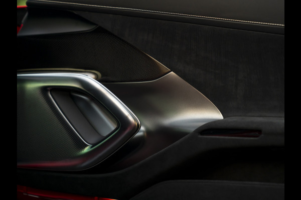 Ferrari 12Cilindri 6.5 V12 | Airbrushed shields | Full carbon | Rosso Magma