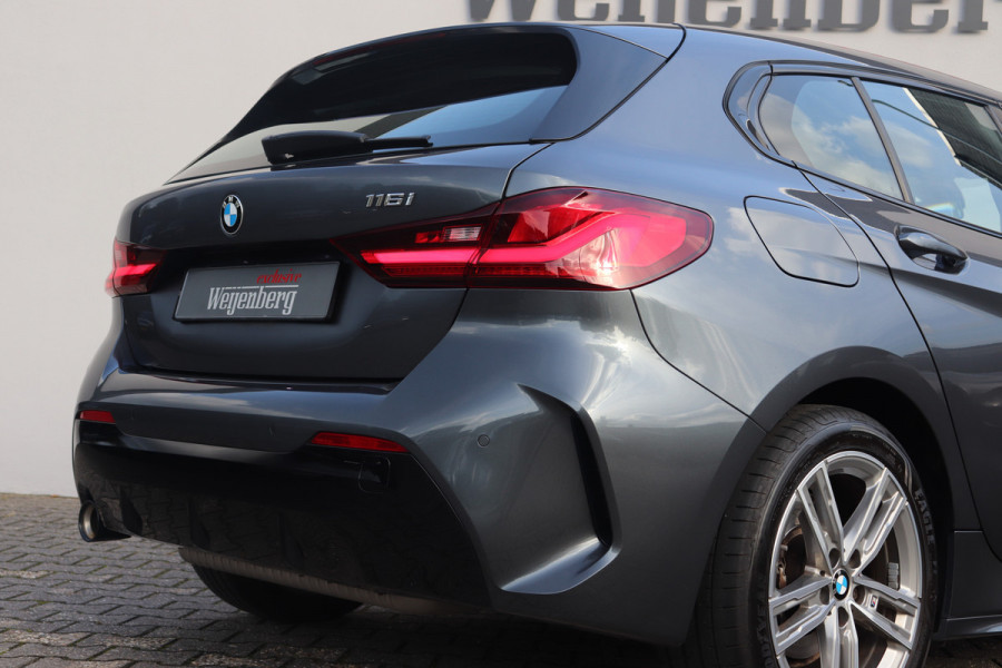 BMW 1-serie 116i M Sport Virtual Display LED