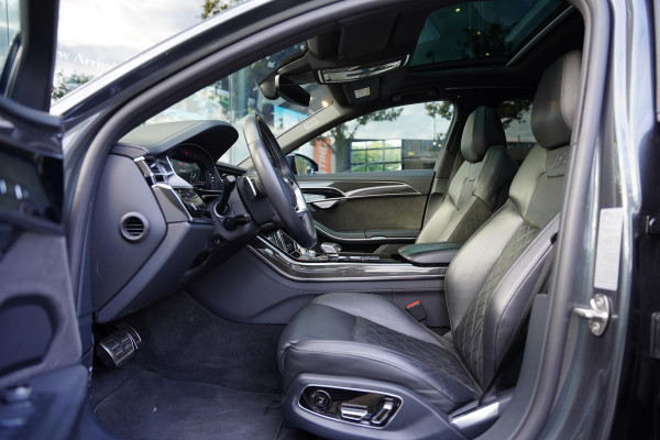 Audi S8 4.0 TFSI Quattro B&O / Active Chassis / NL-Auto
