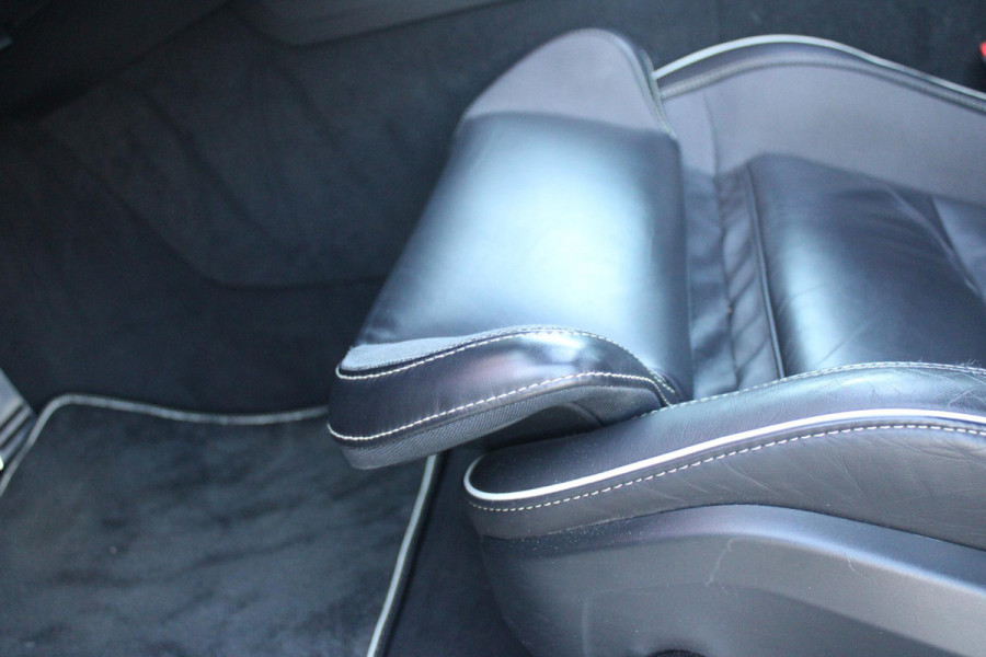 Volvo S60 2.0 B5 250PK AUTOMAAT R-DESIGN 20'' | PANORAMISCH SCHUIF/KANTELDAK | PREMIUM AUDIO BY HARMAN KARDON | 20" 5-TRIPPLE SPAAKS BLACK/DIAMAND CUT LICHTMETALEN VELGEN | BLINDSPOT INFOMATION SYSTEM (BLIS) | VERWARMDE VOORRUIT |VERWARMDE AQUABLADE RUITENWISSERBLADEN | PILOT ASSIST | APPLE CARPLAY / ANDROID AUTO | DODEHOEKDETECTIE |  ADAPTIEVE CRUISECONTROL | R-DESIGN BEKLEDING MET NAPPA LEDER I.C.M. OPEN GRID TEXTIEL | ELEKTRISCH VERSTELBARE CONTOUR STOELEN (SPORTSTOELEN) MET GEHEUGEN OP BEIDE VOORSTOELEN (POWERSEATS) |VERWARMDE VOORSTOELEN EN ACHTERBANK | VERWARMD STUURWIEL |