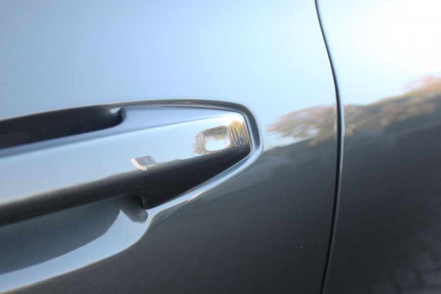 Volvo S60 2.0 B5 250PK AUTOMAAT R-DESIGN 20'' | PANORAMISCH SCHUIF/KANTELDAK | PREMIUM AUDIO BY HARMAN KARDON | 20" 5-TRIPPLE SPAAKS BLACK/DIAMAND CUT LICHTMETALEN VELGEN | BLINDSPOT INFOMATION SYSTEM (BLIS) | VERWARMDE VOORRUIT |VERWARMDE AQUABLADE RUITENWISSERBLADEN | PILOT ASSIST | APPLE CARPLAY / ANDROID AUTO | DODEHOEKDETECTIE |  ADAPTIEVE CRUISECONTROL | R-DESIGN BEKLEDING MET NAPPA LEDER I.C.M. OPEN GRID TEXTIEL | ELEKTRISCH VERSTELBARE CONTOUR STOELEN (SPORTSTOELEN) MET GEHEUGEN OP BEIDE VOORSTOELEN (POWERSEATS) |VERWARMDE VOORSTOELEN EN ACHTERBANK | VERWARMD STUURWIEL |