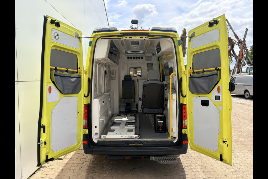 Volkswagen Crafter Crafter 2.0 TDI 177PK Ambulance