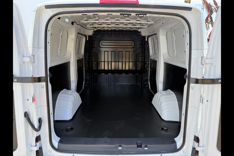 Maxus eDeliver 5 eDeliver 5 64kWh 163PK