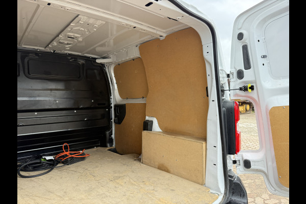 Fiat Scudo e-Scudo 50 kWh 136PK