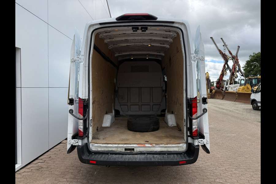 Ford Transit Transit DC 2.0 TDCI 170PK