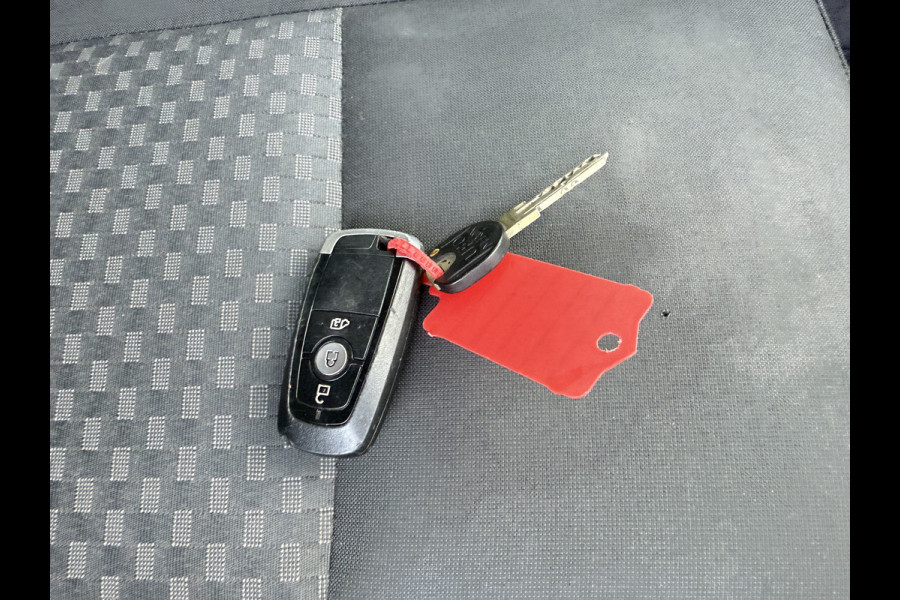 Ford E-Transit e-Transit 68kWh 184PK
