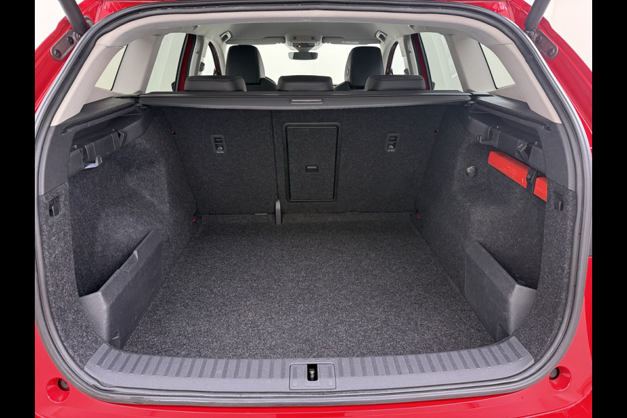 Škoda ENYAQ iV 60 SOH 92% Adap.Cruise 360°Camera Stuur+Achterbank+Stoel Verwarming Elek.Stoel+Memory 3-Zone Ecc Elek.Achterklep Apple Carplay A Assistentie+Climate+Comfort plus 2+Parkeer+Sport+Licht-pakket Privacy Glas Lmv 20" DAB P-Assist 1e Eigenaar Dealeronderhouden Origineel Nederlandse Auto