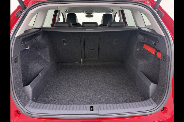 Škoda ENYAQ iV 60 SOH 92% Adap.Cruise 360°Camera Stuur+Achterbank+Stoel Verwarming Elek.Stoel+Memory 3-Zone Ecc Elek.Achterklep Apple Carplay A Assistentie+Climate+Comfort plus 2+Parkeer+Sport+Licht-pakket Privacy Glas Lmv 20" DAB P-Assist 1e Eigenaar Dealeronderhouden Origineel Nederlandse Auto