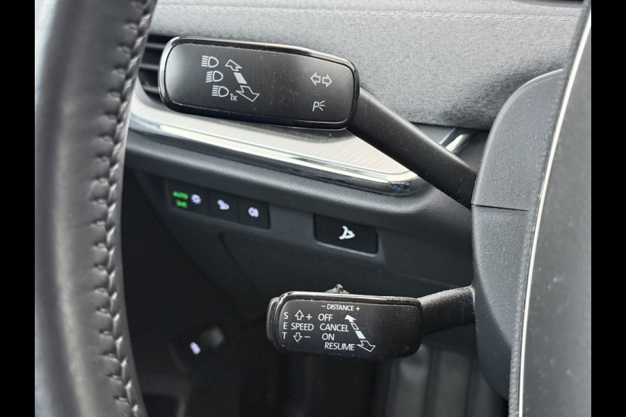 Škoda ENYAQ iV 60 SOH 92% Adap.Cruise 360°Camera Stuur+Achterbank+Stoel Verwarming Elek.Stoel+Memory 3-Zone Ecc Elek.Achterklep Apple Carplay A Assistentie+Climate+Comfort plus 2+Parkeer+Sport+Licht-pakket Privacy Glas Lmv 20" DAB P-Assist 1e Eigenaar Dealeronderhouden Origineel Nederlandse Auto