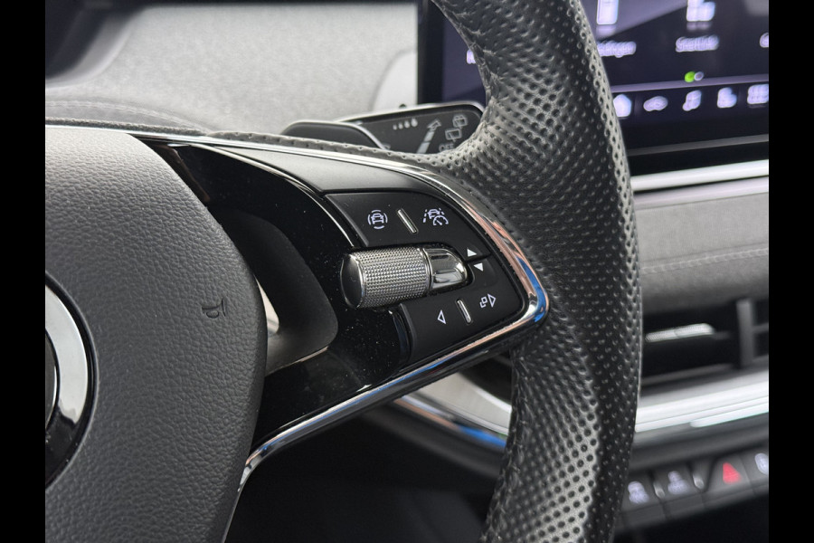 Škoda ENYAQ iV 60 SOH 92% Adap.Cruise 360°Camera Stuur+Achterbank+Stoel Verwarming Elek.Stoel+Memory 3-Zone Ecc Elek.Achterklep Apple Carplay A Assistentie+Climate+Comfort plus 2+Parkeer+Sport+Licht-pakket Privacy Glas Lmv 20" DAB P-Assist 1e Eigenaar Dealeronderhouden Origineel Nederlandse Auto