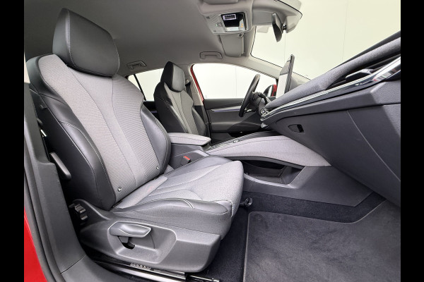 Škoda ENYAQ iV 60 SOH 92% Adap.Cruise 360°Camera Stuur+Achterbank+Stoel Verwarming Elek.Stoel+Memory 3-Zone Ecc Elek.Achterklep Apple Carplay A Assistentie+Climate+Comfort plus 2+Parkeer+Sport+Licht-pakket Privacy Glas Lmv 20" DAB P-Assist 1e Eigenaar Dealeronderhouden Origineel Nederlandse Auto