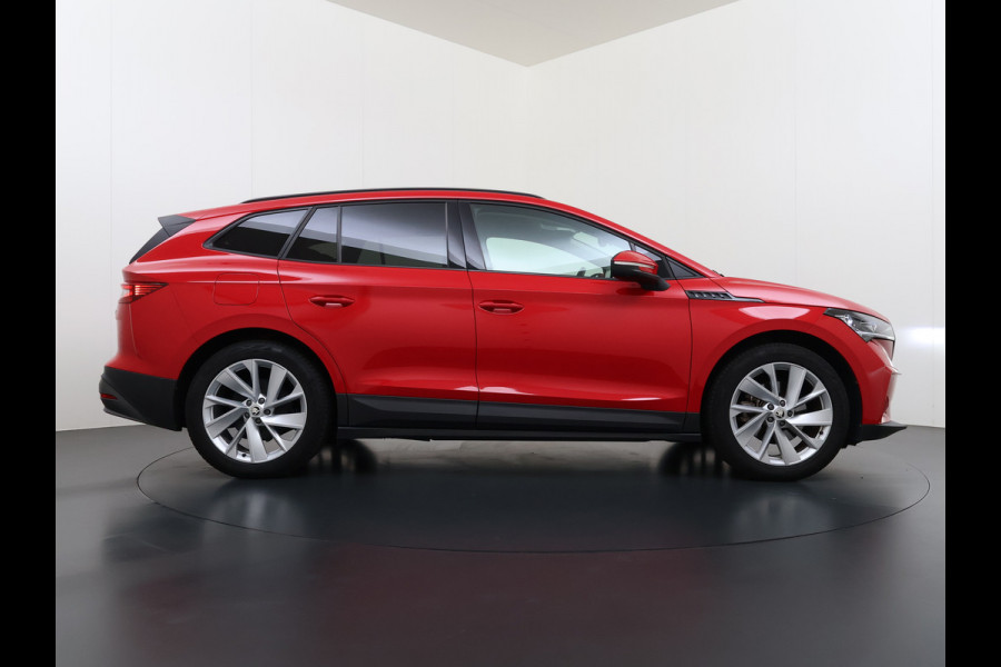 Škoda ENYAQ iV 60 SOH 92% Adap.Cruise 360°Camera Stuur+Achterbank+Stoel Verwarming Elek.Stoel+Memory 3-Zone Ecc Elek.Achterklep Apple Carplay A Assistentie+Climate+Comfort plus 2+Parkeer+Sport+Licht-pakket Privacy Glas Lmv 20" DAB P-Assist 1e Eigenaar Dealeronderhouden Origineel Nederlandse Auto