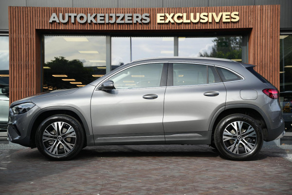 Mercedes-Benz GLA 180 Business Solution Luxury Stuurverwarming Multibeam LED Adapt. Cruise Trekhaak 18''LM