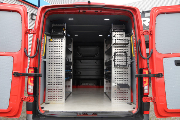 Volkswagen Crafter 2.0 TDI 140 | Aut. | 2x Schuifdeur | KAR-edition | Standkachel | Airco..