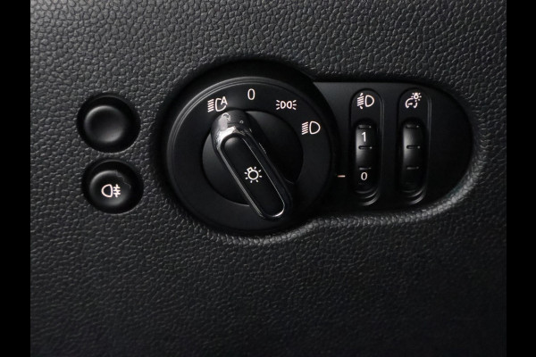 MINI 3-deurs 1.5 Cooper Sports 1499 GT PACK Automaat Garantie tot 01-2033!* | Apple Carplay & AndroidAUTO | Parkeersensoren | 1e eigenaar |