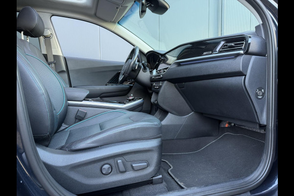 Kia e-Niro ExecutiveLine 64 kWh 17"/SOH 100%/Leder + memory/Schuif-kanteldak/Stuur + stoelverwarming v+a + koeling v/Dodehoek/Keyless/Apple Carplay & Android Auto