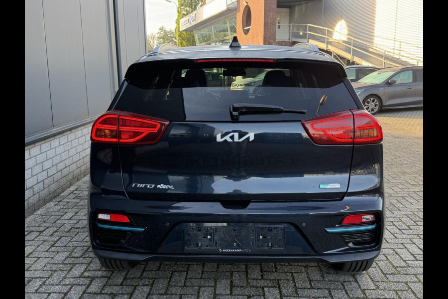 Kia e-Niro ExecutiveLine 64 kWh 17"/SOH 100%/Leder + memory/Schuif-kanteldak/Stuur + stoelverwarming v+a + koeling v/Dodehoek/Keyless/Apple Carplay & Android Auto