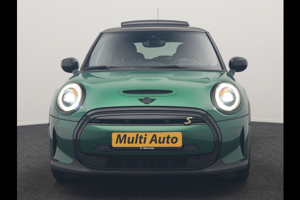 MINI Electric Cooper SE 33 kWh 184pk Dealer O.H. | Panodak | Head Up | Warmtepomp | Camera | Harman / Kardon | Lederen Sportstoelen Verwarmd | Sfeerverlichting | Keyless | Apple Carplay | Navigatie | DAB |