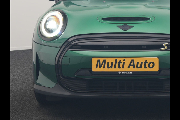 MINI Electric Cooper SE 33 kWh 184pk Dealer O.H. | Panodak | Head Up | Warmtepomp | Camera | Harman / Kardon | Lederen Sportstoelen Verwarmd | Sfeerverlichting | Keyless | Apple Carplay | Navigatie | DAB |