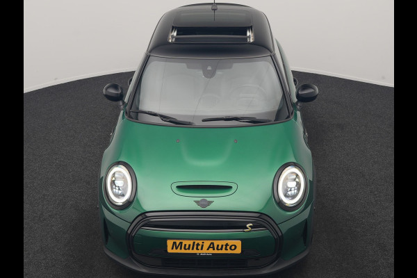 MINI Electric Cooper SE 33 kWh 184pk Dealer O.H. | Panodak | Head Up | Warmtepomp | Camera | Harman / Kardon | Lederen Sportstoelen Verwarmd | Sfeerverlichting | Keyless | Apple Carplay | Navigatie | DAB |