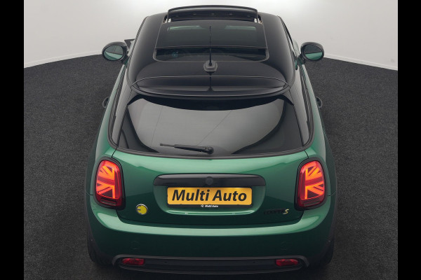 MINI Electric Cooper SE 33 kWh 184pk Dealer O.H. | Panodak | Head Up | Warmtepomp | Camera | Harman / Kardon | Lederen Sportstoelen Verwarmd | Sfeerverlichting | Keyless | Apple Carplay | Navigatie | DAB |