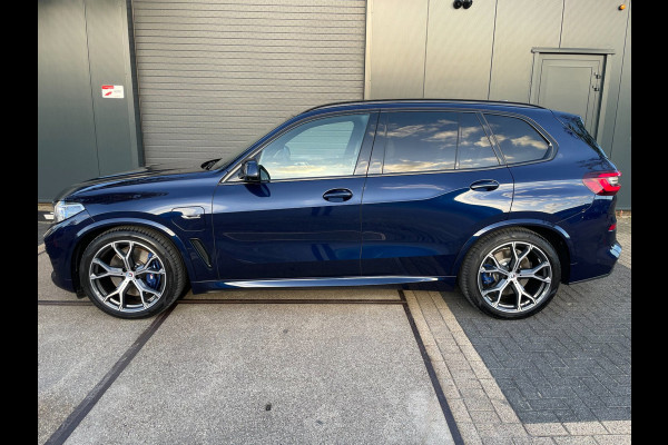 BMW X5 XDrive45e High Executive Laser B&W Panorama Premium Occasion 2 jaar garantie bij BMW