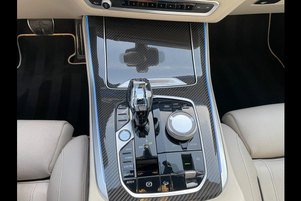 BMW X5 XDrive45e High Executive Laser B&W Panorama Premium Occasion 2 jaar garantie bij BMW