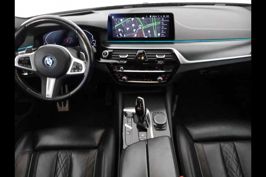 BMW 5 Serie Touring 530e Business Edition Plus M-Pakket | Stoelverwarming | Harman Kardon | Schuif-/Kanteldak | 1e eigenaar |