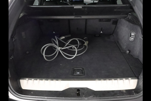 BMW 5 Serie Touring 530e Business Edition Plus M-Pakket | Stoelverwarming | Harman Kardon | Schuif-/Kanteldak | 1e eigenaar |