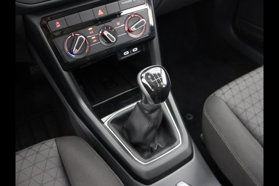 Volkswagen T-Cross 1.0 TSI Life Two-Tone Garantie tot 04-2031!* | Apple Carplay & AndroidAUTO | Navigatie | Cruise Control |