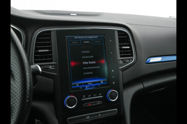 Renault Mégane Estate 1.6 TCe GT Aut. *FULL-LED | NAVI-FULLMAP | BOSE-SOUND | DIGI-COCKPIT | SPORT-SEATS | SHIFT-PADDLES | DAB+ | KEYLESS | PRIVACY-GLASS | ECC | PDC | CRUISE | 18''ALU*