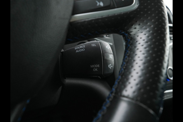 Renault Mégane Estate 1.6 TCe GT Aut. *FULL-LED | NAVI-FULLMAP | BOSE-SOUND | DIGI-COCKPIT | SPORT-SEATS | SHIFT-PADDLES | DAB+ | KEYLESS | PRIVACY-GLASS | ECC | PDC | CRUISE | 18''ALU*