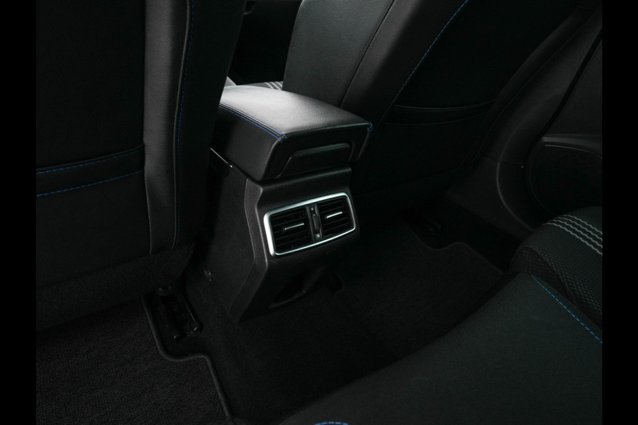 Renault Mégane Estate 1.6 TCe GT Aut. *FULL-LED | NAVI-FULLMAP | BOSE-SOUND | DIGI-COCKPIT | SPORT-SEATS | SHIFT-PADDLES | DAB+ | KEYLESS | PRIVACY-GLASS | ECC | PDC | CRUISE | 18''ALU*