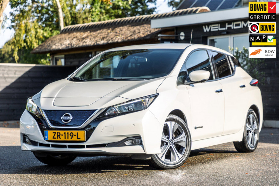 Nissan Leaf N-Connecta 40 kWh I 87% SOH I Dealeronderhouden I camera I