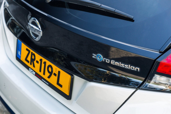 Nissan Leaf N-Connecta 40 kWh I 87% SOH I Dealeronderhouden I camera I