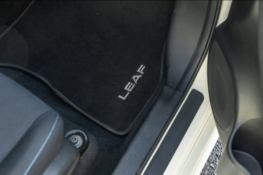Nissan Leaf N-Connecta 40 kWh I 87% SOH I Dealeronderhouden I camera I