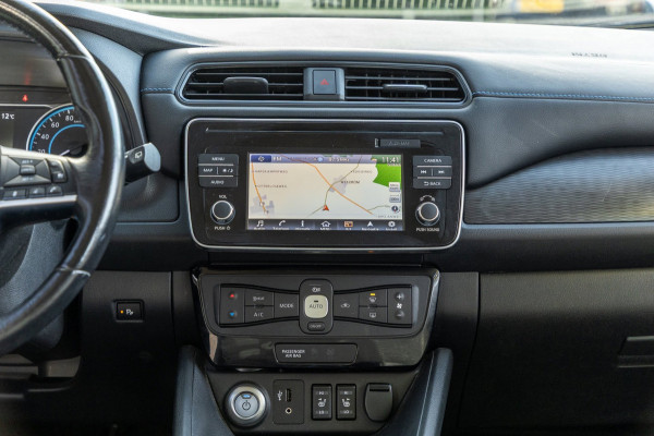 Nissan Leaf N-Connecta 40 kWh I 87% SOH I Dealeronderhouden I camera I