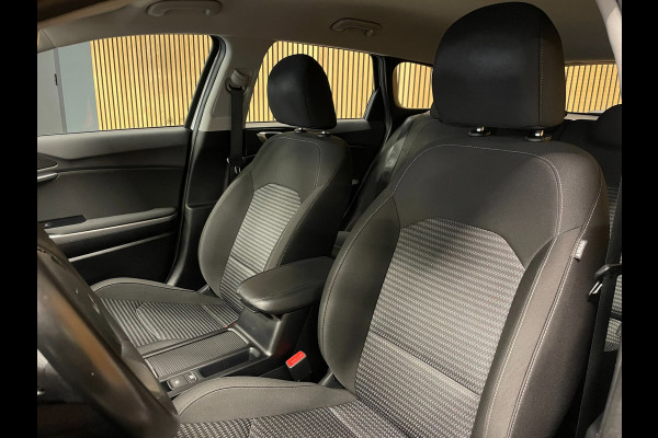 Kia Ceed Sportswagon 1.0 T-GDi MHEV DynamicLine|120PK|AUTOMAAT|CARPLAY|CAMERA|CRUISE+CLIMA|NAVI|LANE-ASS|PDC-A|NAP|NL-AUTO|IN.BTW|