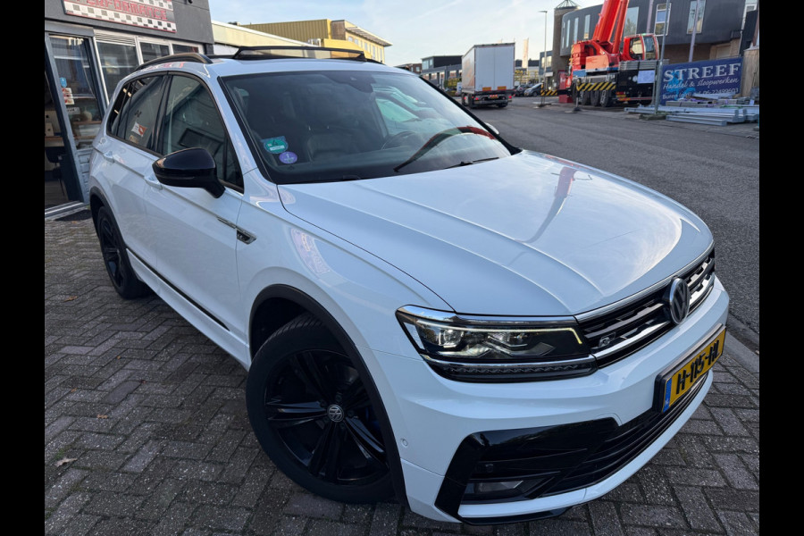 Volkswagen Tiguan 1.5 TSI ACT 2020 HIGH R-LINE PANO LEDER MEMORY LED NAP