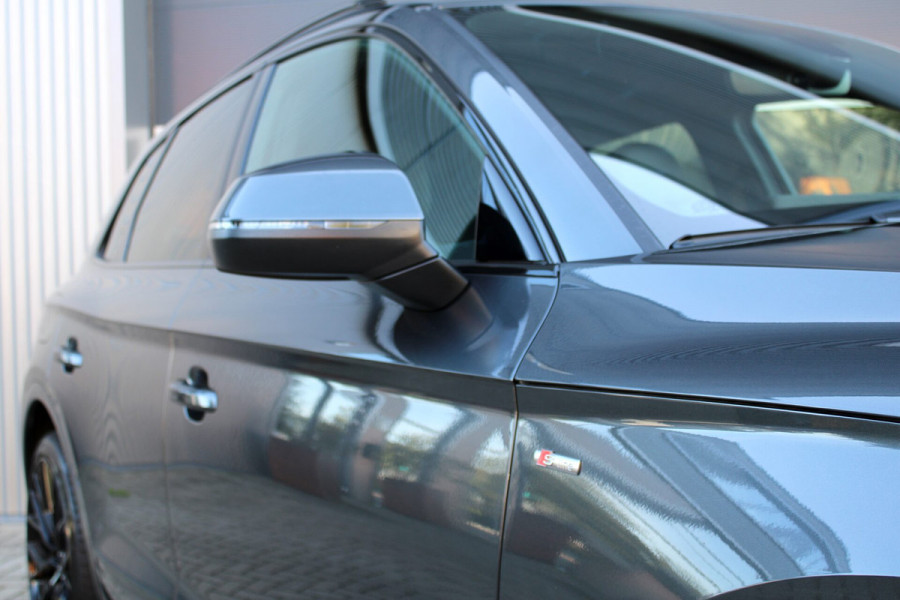 Audi Q5 50 TFSI e S edition | Matrix | Camera | 21 inch | Stuurwiel verwarmd