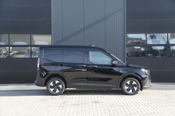 Ford E-Transit Courier Trend 46 kWh 136pk - Stoel/Stuurverwarming - Vloerplaat - Camera - Cruise - Carplay/Android - Rijklaar
