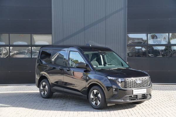 Ford E-Transit Courier Trend 46 kWh 136pk - Stoel/Stuurverwarming - Vloerplaat - Camera - Cruise - Carplay/Android - Rijklaar