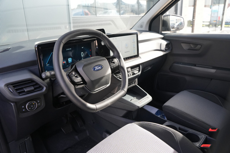 Ford E-Transit Courier Trend 46 kWh 136pk - Stoel/Stuurverwarming - Vloerplaat - Camera - Cruise - Carplay/Android - Rijklaar