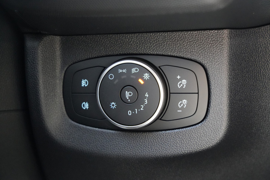 Ford E-Transit Courier Trend 46 kWh 136pk - Stoel/Stuurverwarming - Vloerplaat - Camera - Cruise - Carplay/Android - Rijklaar
